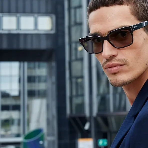 DÉFIER L'ÉBLOUISSEMENT.